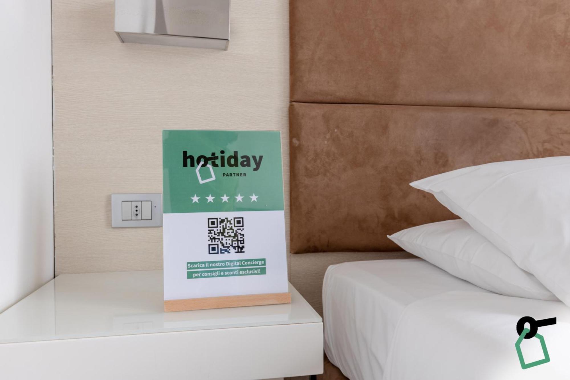 Hotiday Collection - Hotel Pise